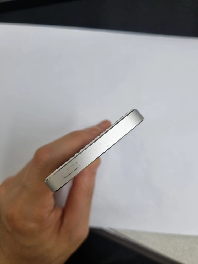 아이폰5S 16GB 실버 중고폰 배터리92% 215855 이미지