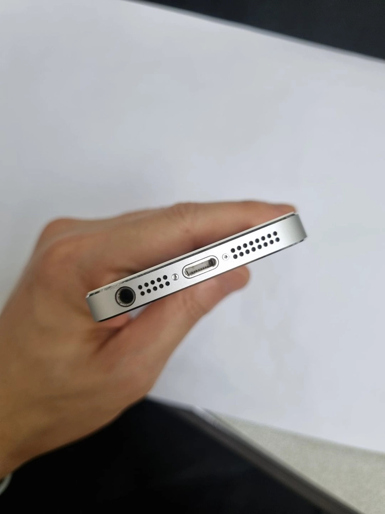 아이폰5S 16GB 실버 중고폰 배터리92% 215855 이미지