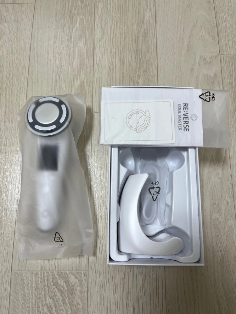 리버스 쿨마스터 갈바닉 고주파 마사지기 이미지