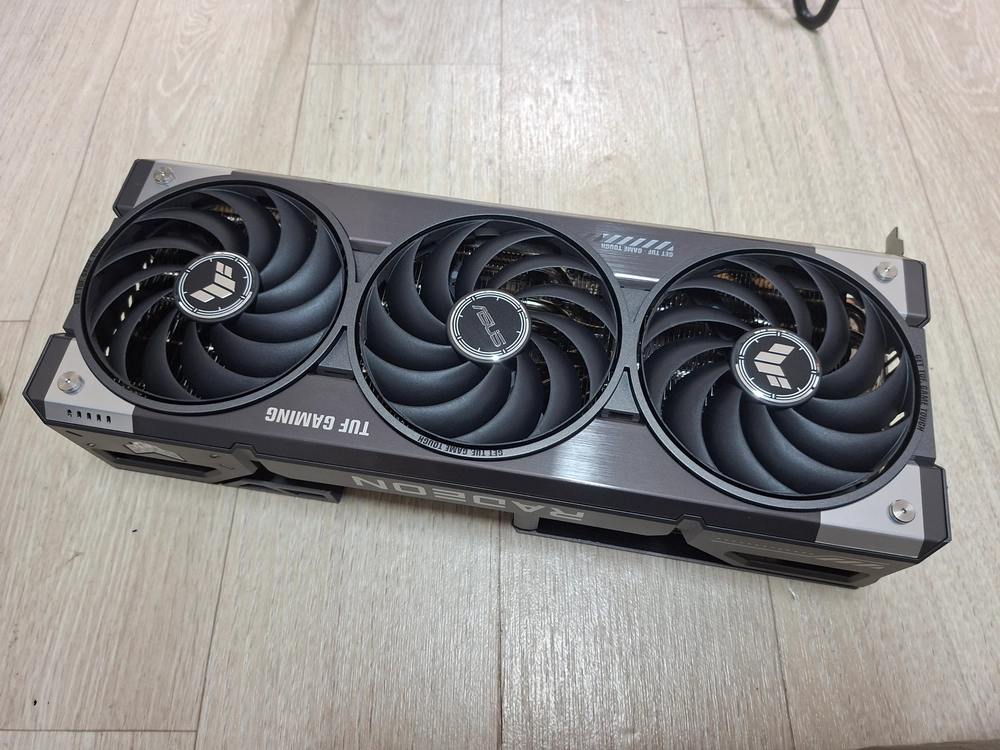 라데온 rx 9070 xt Asus Tuf 그래픽카드 - 안심되는 중고거래