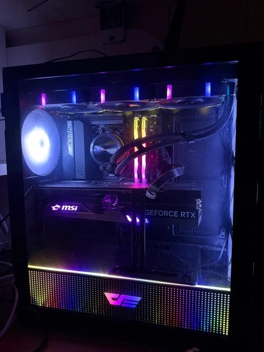 7800x3d + RTX 4080 수랭 본체 - 안심되는 중고거래