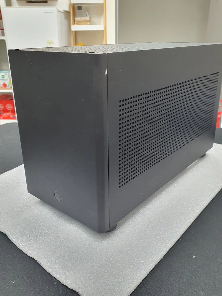 컴퓨터 ITX 케이스 LOUQE GHOST S1 블랙 이미지