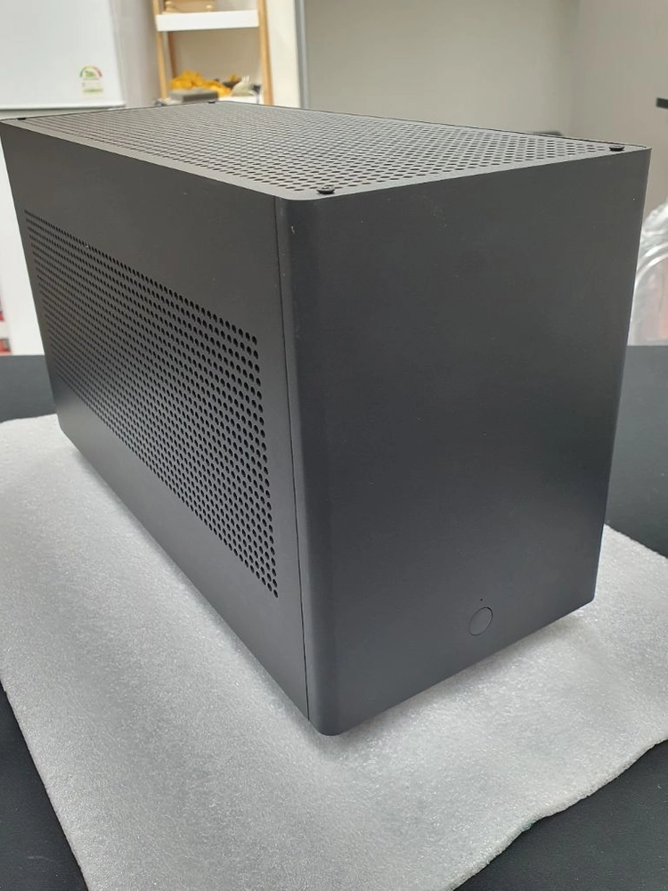 컴퓨터 ITX 케이스 LOUQE GHOST S1 블랙 이미지