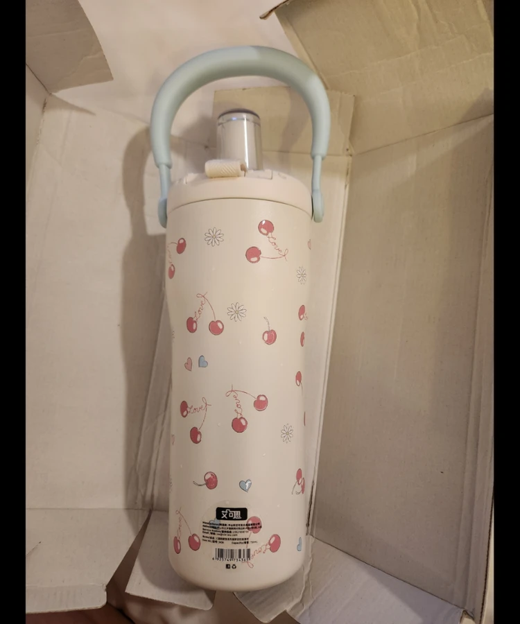 산리오 시나모롤 체리 패턴 물병 750ml 이미지