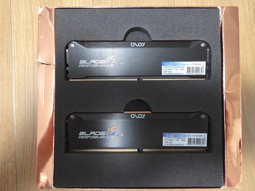 Oloy DDR5 16GB(8GBx2) 6000MHz 이미지