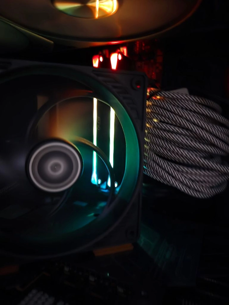 Oloy DDR5 16GB(8GBx2) 6000MHz 이미지