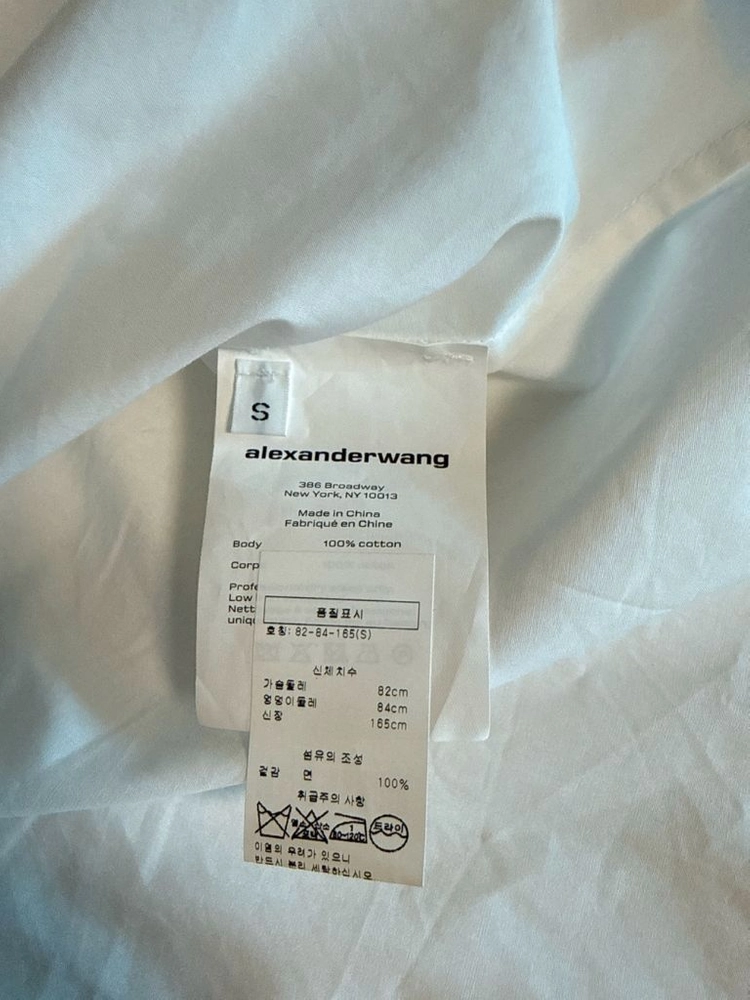 알렉산더왕 어깨트임셔츠 이미지