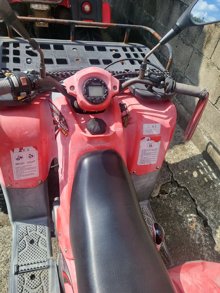 4륜 ATV 오토바이 이미지
