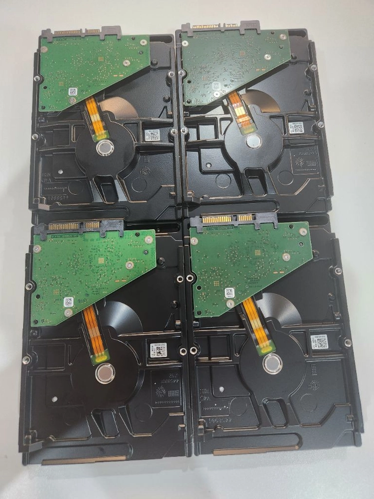 [미사용]씨게이트 6TB SkyHawk 4개 이미지