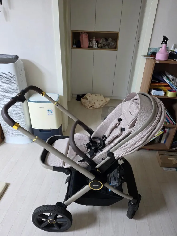 다이치 더 프라임 절충형 유모차 이미지