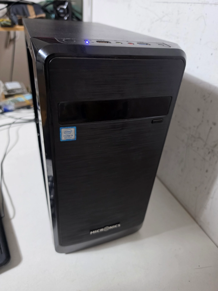 인텔 i3-8100 /D4 8램 SSD256 / 지포스1050 데스크탑 본체37만원 이미지