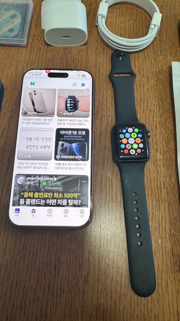 아이폰17프로 256 애플케어,애플워치3 포함애플케어 가입되어있어요28년 4월26일 까지배터리 ㅡ100프로 상태 ㅡ 이미지