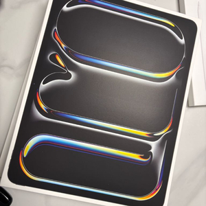 Apple iPad Pro 13 Wi-Fi 1TB + 매직키보드 + 애플펜슬 프로 이미지