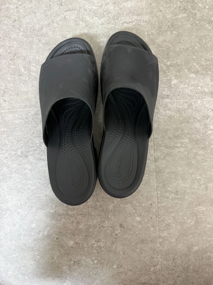 크록스 웨지 이미지