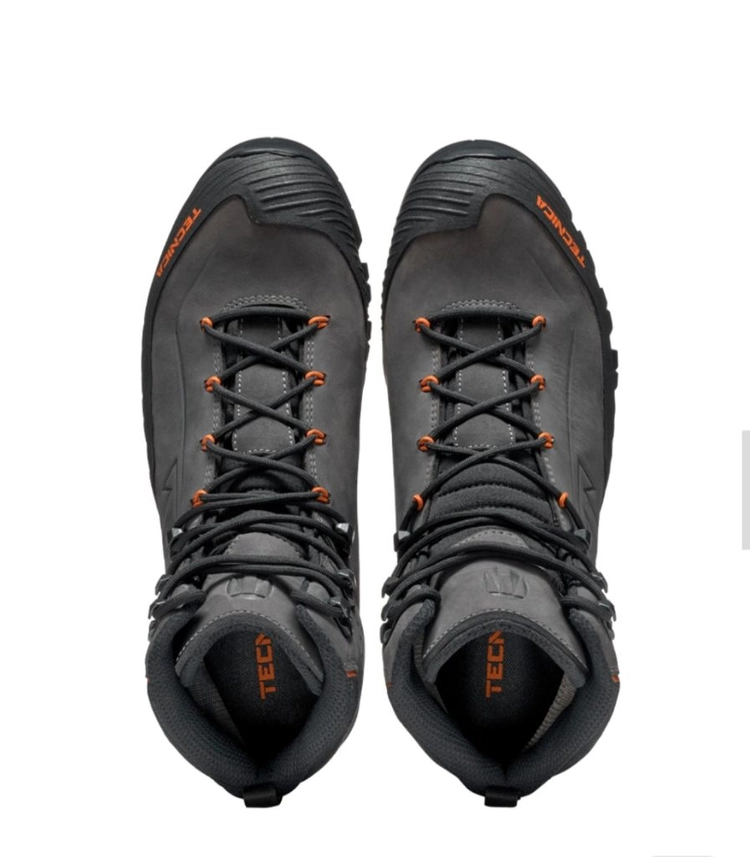 테크니카 포지 2.0 GTX 등산화 .진회색(UK10) 새상품입니다 이미지