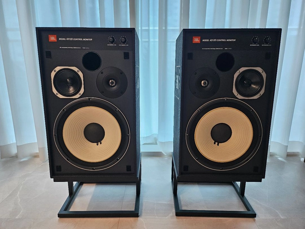 JBL4312D 이미지