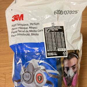 3M 방독면 6200 M 및 방진필터 8개 일괄 이미지