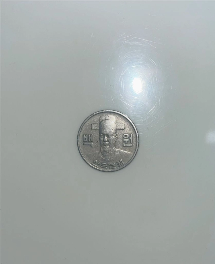 1979년 100원 동전 이미지