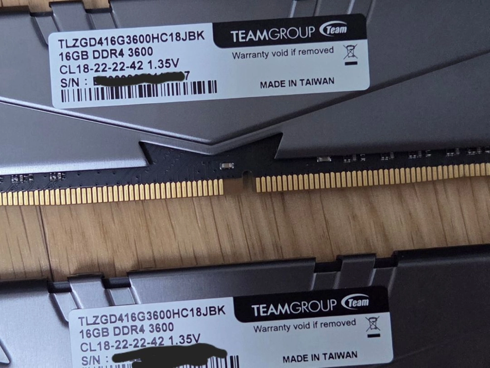 데스크탑 Team group CL18 DDR4 32gb(16x2) 3600MHz 팝니다. 이미지