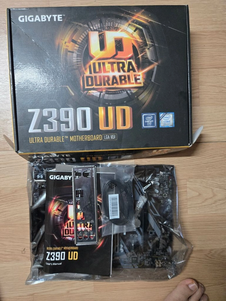 기가 z390 ud보드..컬러풀h310m 보드.,i9 9900kf 시피유 이미지