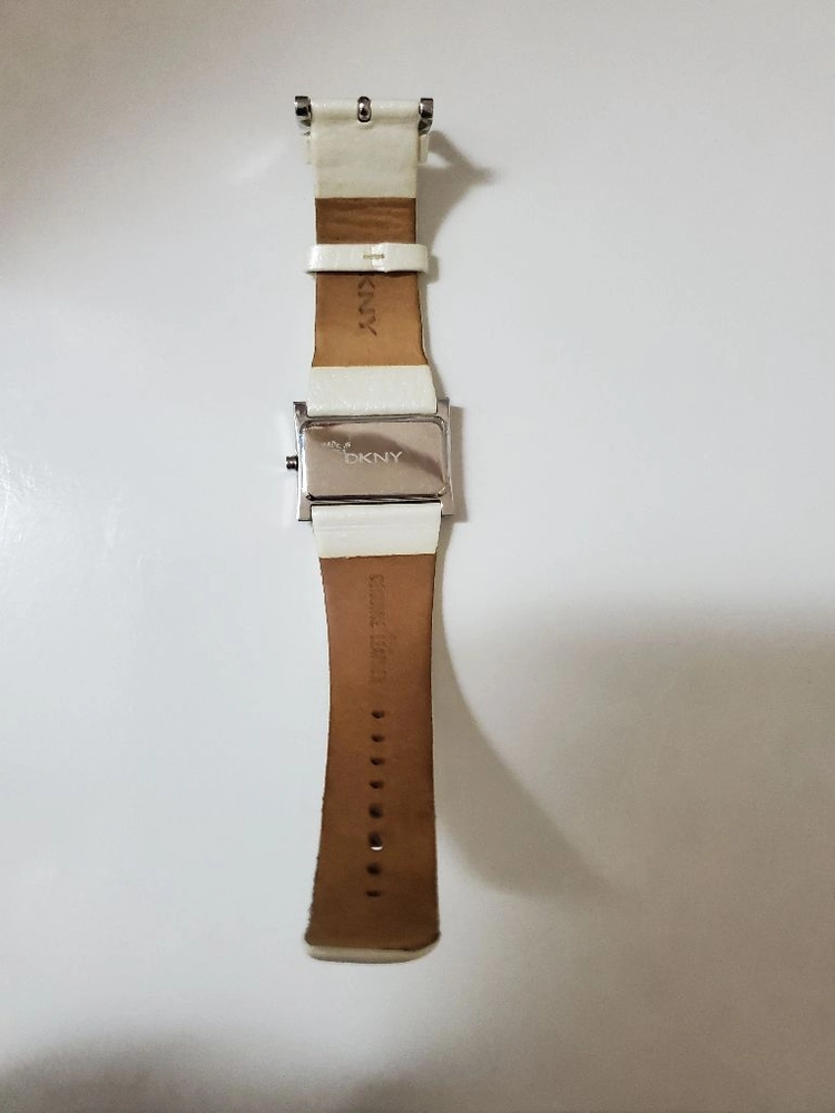 DKNY NY4820 여성 시계 이미지