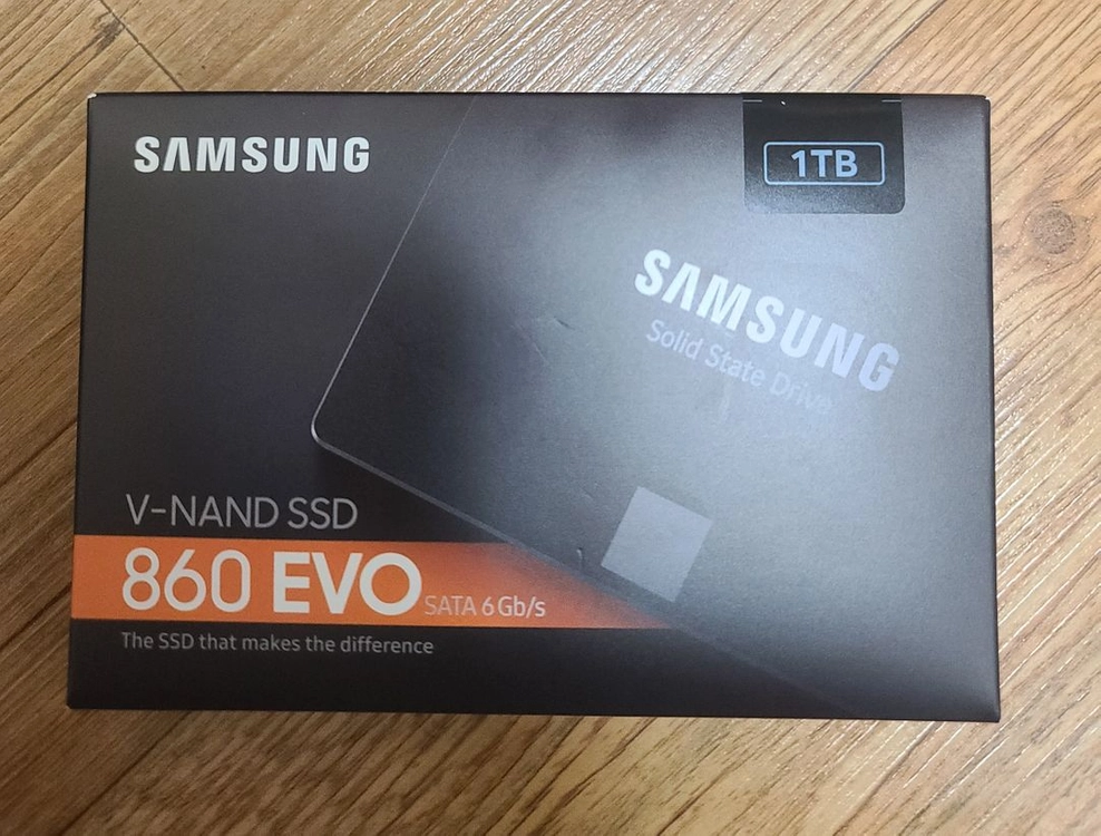 삼성 SSD 860 EVO 1TB 미개봉 이미지