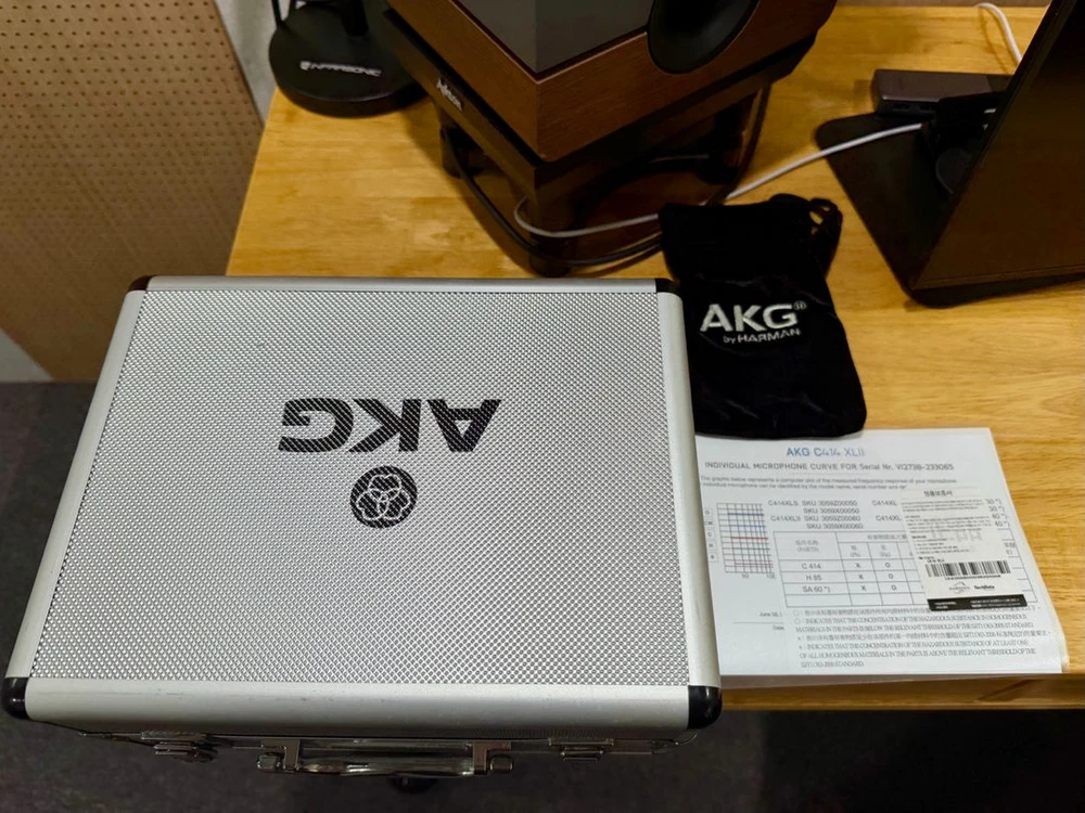 AKG C414 XL2 콘덴서 마이크 판매합니다 이미지