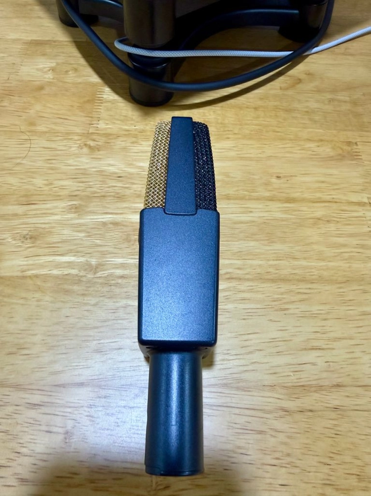 AKG C414 XL2 콘덴서 마이크 판매합니다 이미지