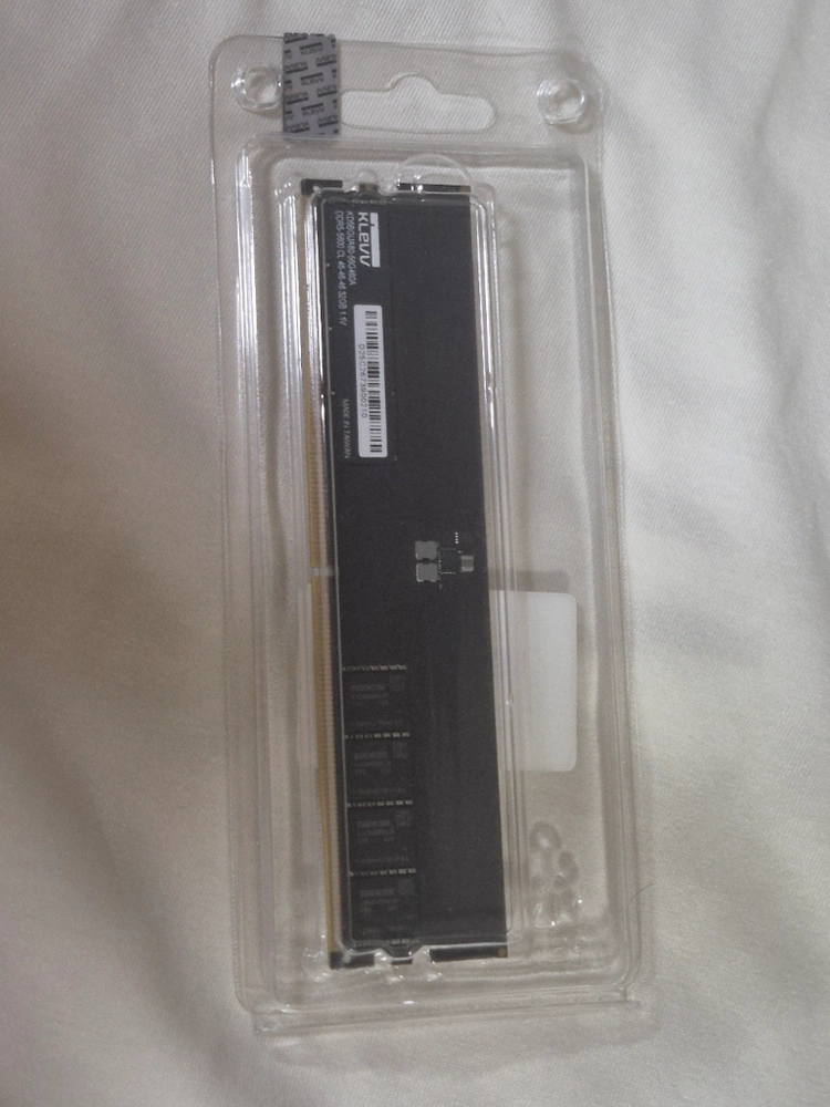 KLEVV DDR5 5600 CL46 32GB 하이닉스 흑금치 a다이 - 안심되는 중고거래