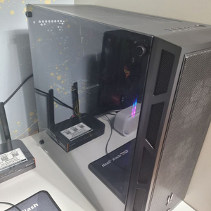 고성능 게이밍 PC 본체팝니다 이미지