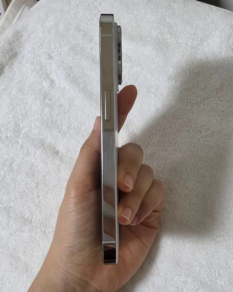 아이폰 14프로 128기가 화이트 이미지