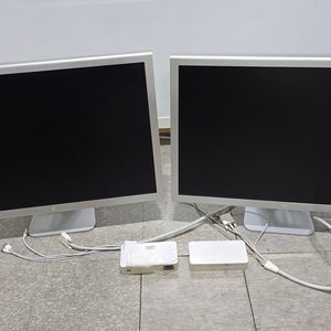애플 시네마 HD 디스플레이 30인치 + 정품 150W 어댑터 이미지