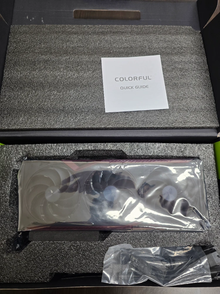 [풀박스] COLORFUL 지포스 RTX 5070 Ti Battle AX 16GB 이미지