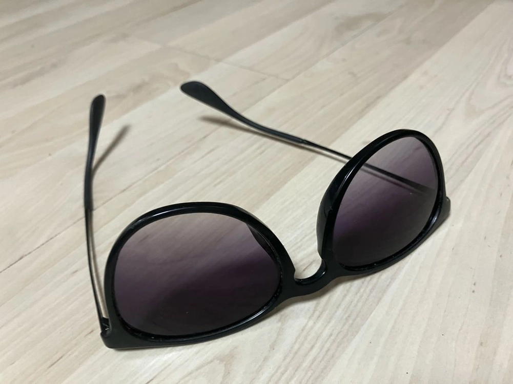 레이밴 선글라스 에리카 이미지