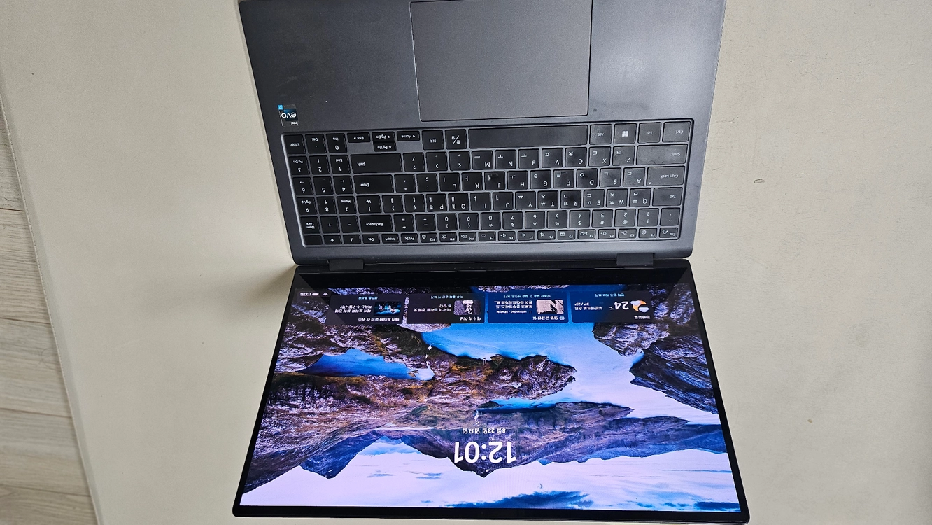 갤럭시북2 프로360 i7 최고사양 입니다 이미지