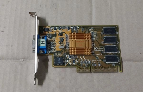 그래픽카드 intel 740 agp 중고카드 팝니다 이미지