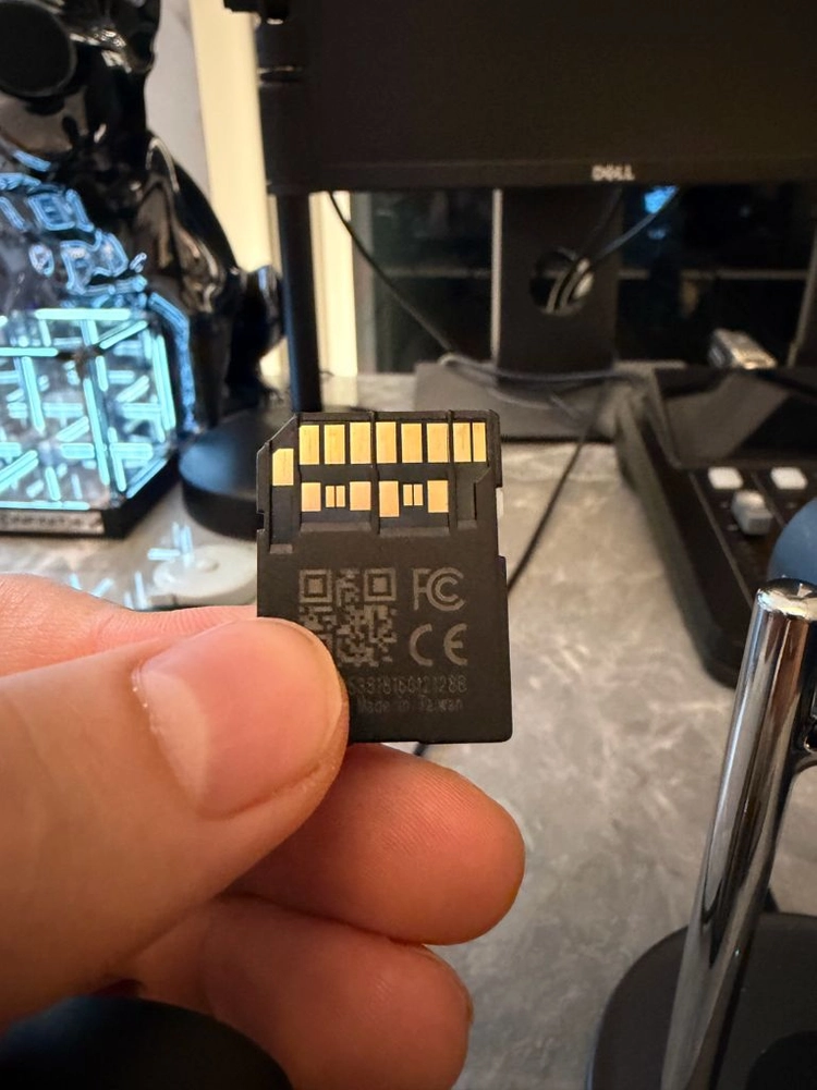 렉사 SD카드 v90 128GB 이미지