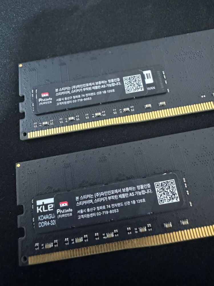 클레브 sk하이닉스 ddr4 3200mhz 16gb 2장 이미지