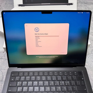맥북 프로 2024 14인치 M4 Pro 24GB 512GB 스그 팝니다