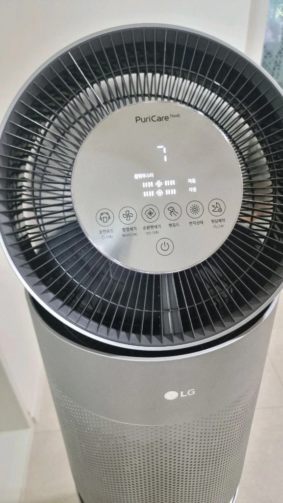 LG 퓨리케어 펫모드 공기청정기 A급 무빙휠과 새필터2개포함 이미지