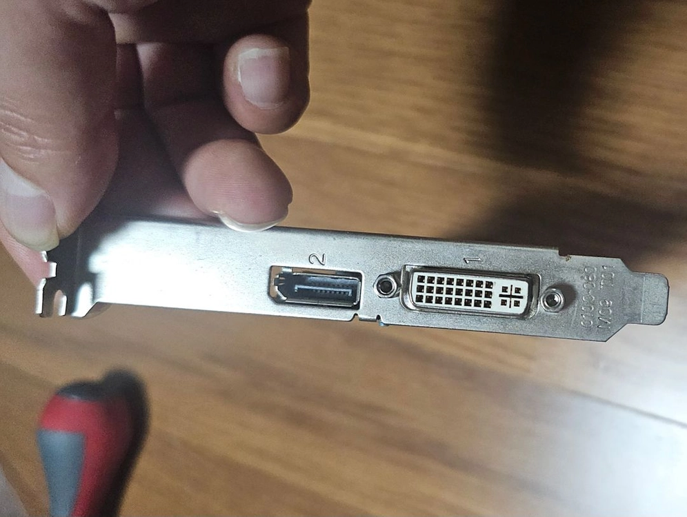 엔비디아 그래픽카드 Quadro K620 이미지
