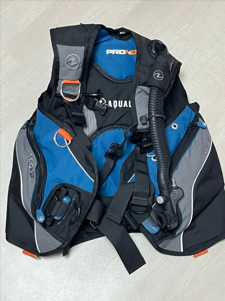 아쿠아렁 BCD +apeks 호흡기 세트 판매 이미지