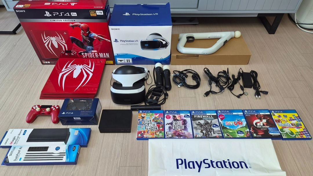 PS4 PRO 1TB 스파이더맨 리미티드 에디션 + PS VR 풀세트 풀박 일괄 이미지