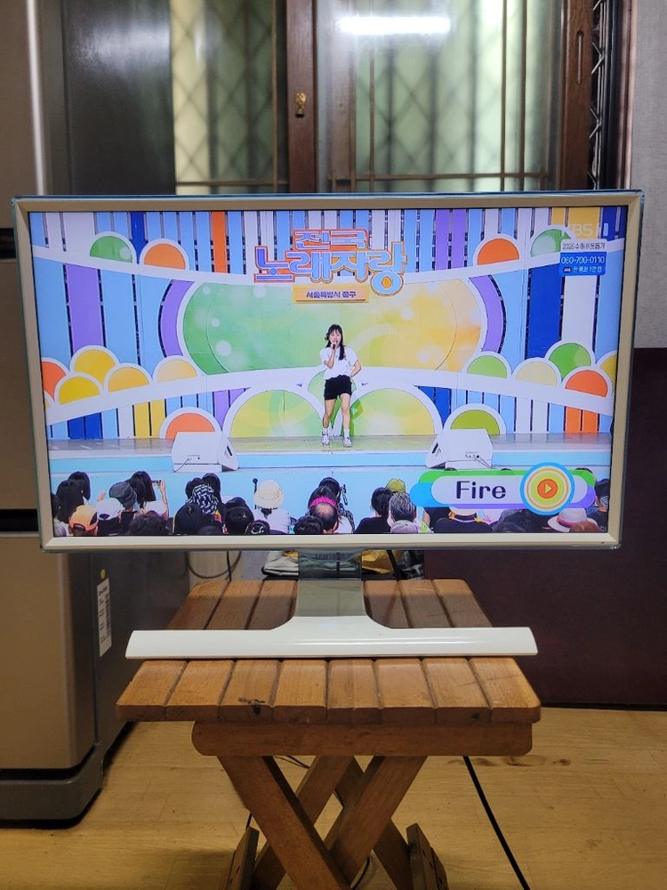 삼성 TV 겸용 모니터(리모컨 포함) - 안심되는 중고거래