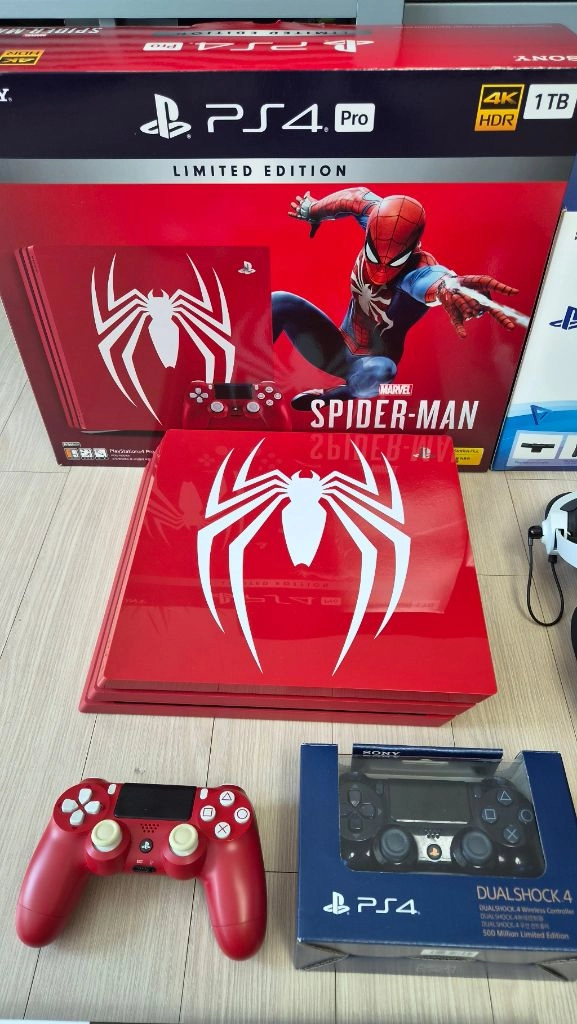 PS4 PRO 1TB 스파이더맨 리미티드 에디션 + PS VR 풀세트 풀박 일괄 이미지