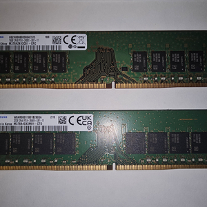 삼성 DDR4 32G 2666 / 16GB 2400T 메모리 각각 1개씩 이미지