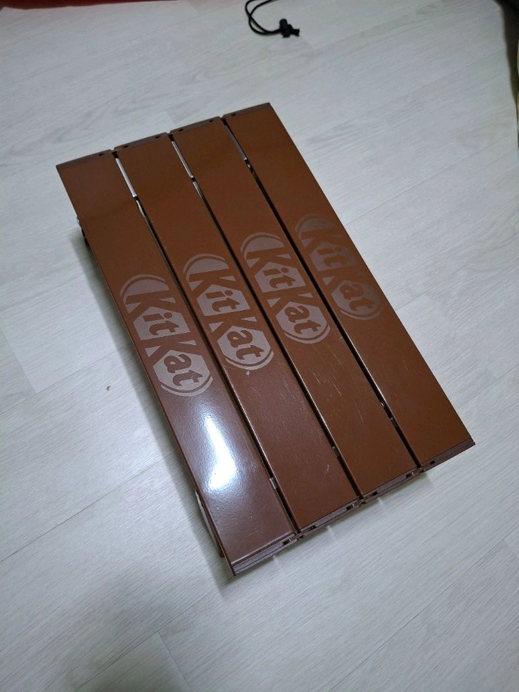 한정판킷캣테이블,초콜릿모양접이식테이블,킷캣 4핑거 폴딩 이미지