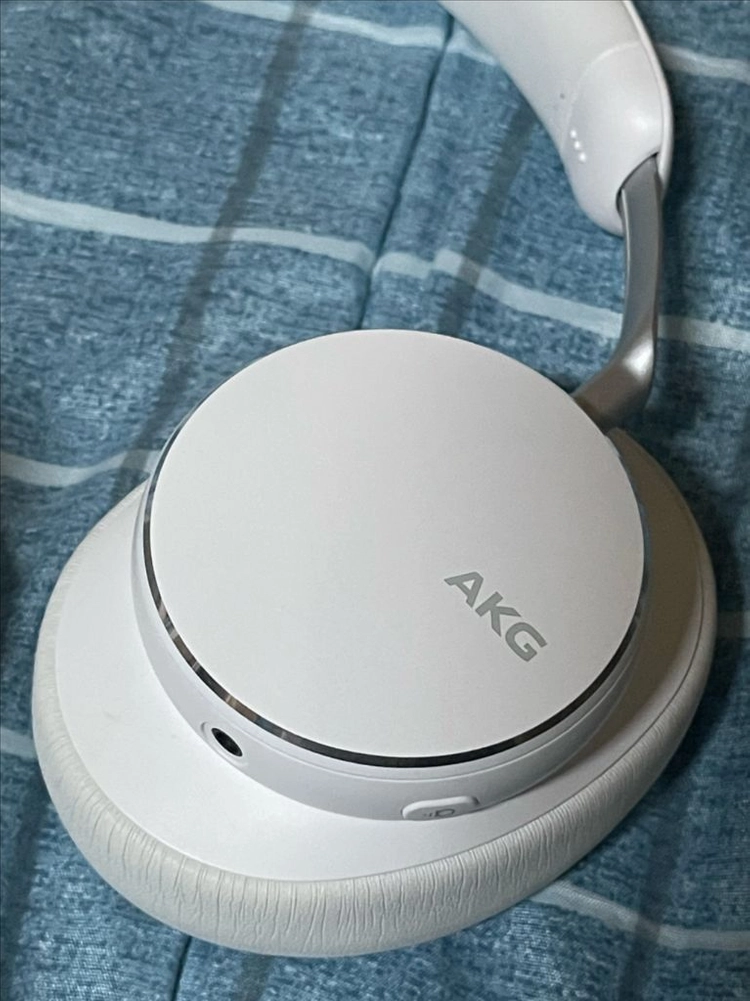 Akg n9 하이브리드 노이즈 캔슬링 블루투스 헤드폰 이미지