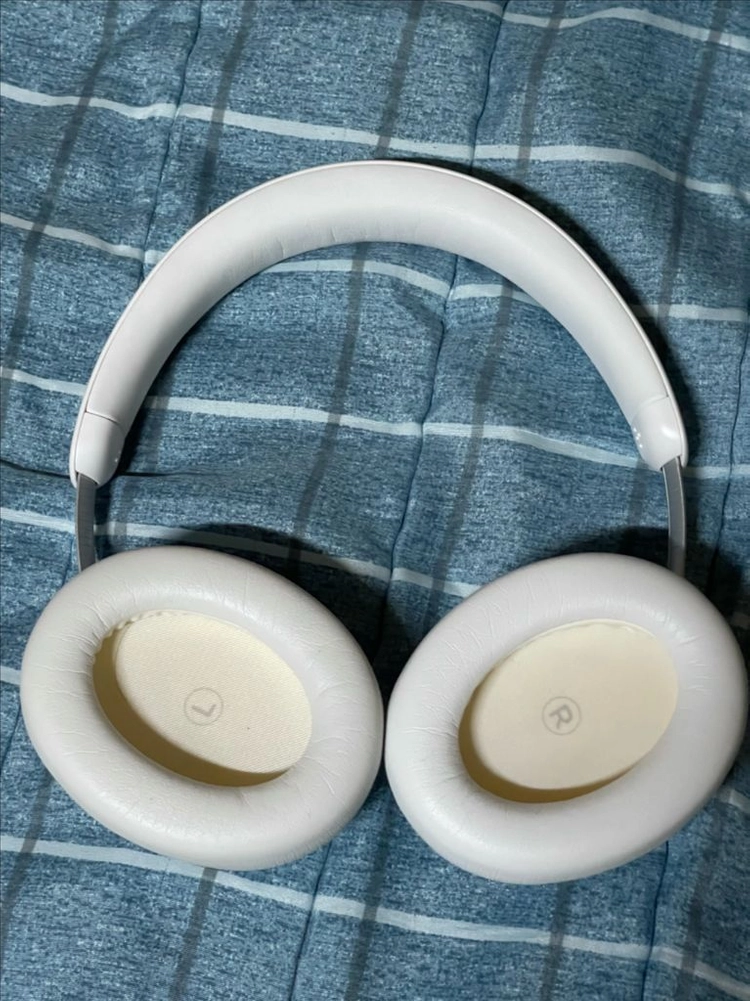 Akg n9 하이브리드 노이즈 캔슬링 블루투스 헤드폰 이미지