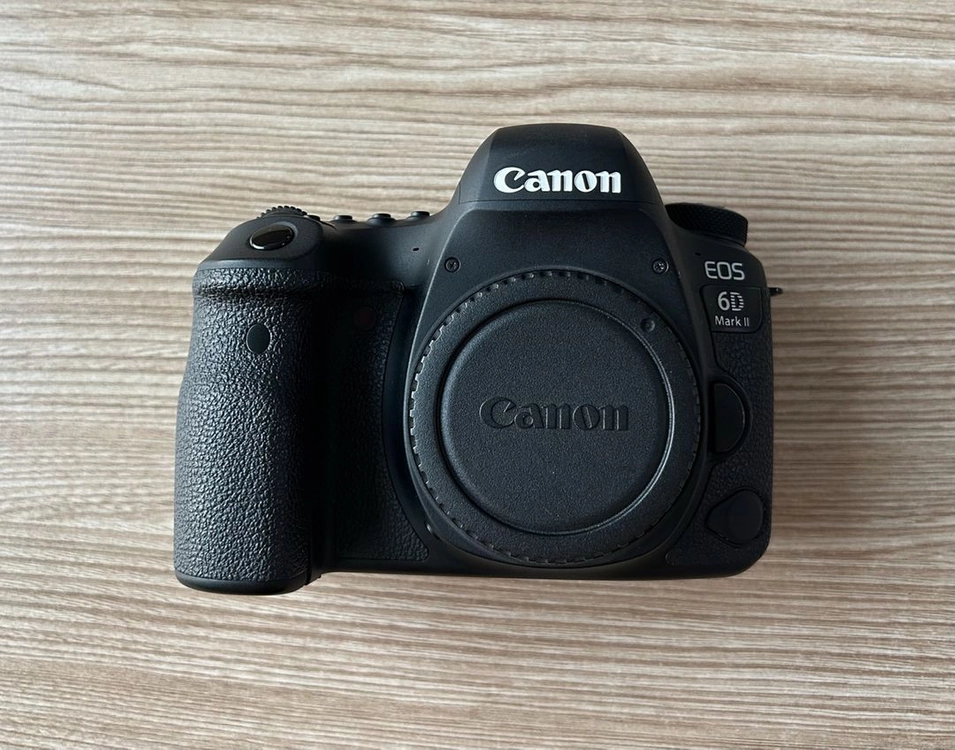 캐논 풀프레임 DSLR EOS 6D Mark2 (육두막) 바디 이미지